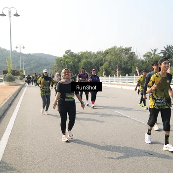 Runner Photo 6932598