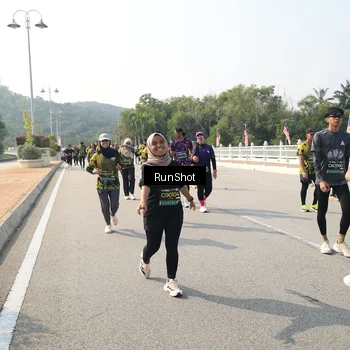 Runner Photo 6932599
