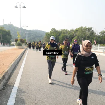 Runner Photo 6932607