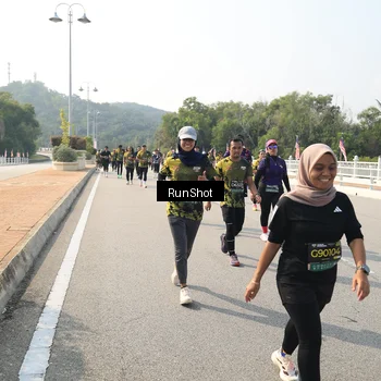 Runner Photo 6932608