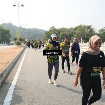 Runner Photo 6932609