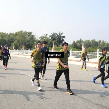 Runner Photo 6932614