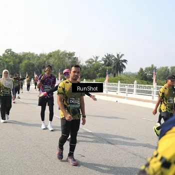 Runner Photo 6932617