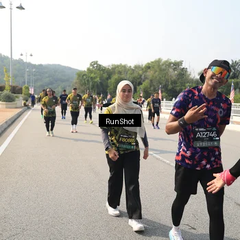 Runner Photo 6932632