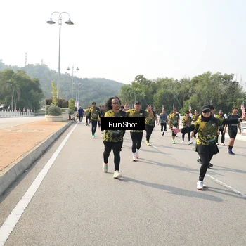 Runner Photo 6932637