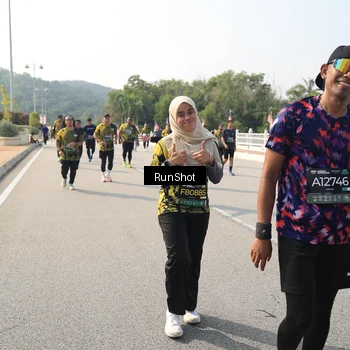 Runner Photo 6932640