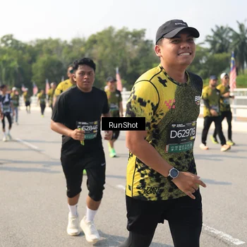Runner Photo 6932651