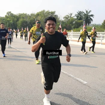 Runner Photo 6932657