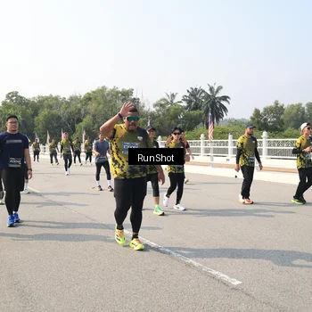 Runner Photo 6932658