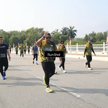 Runner Photo 6932661
