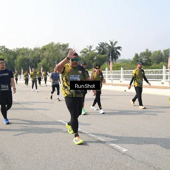 Runner Photo 6932662