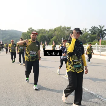 Runner Photo 6932685