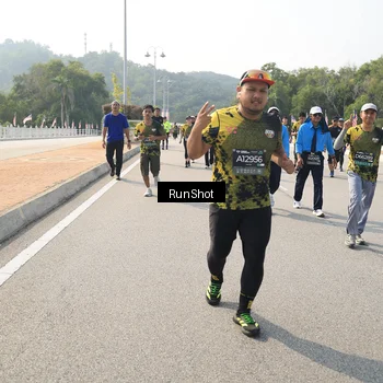 Runner Photo 6932708