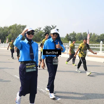 Runner Photo 6932726