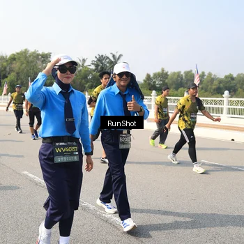 Runner Photo 6932730