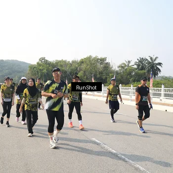 Runner Photo 6932741
