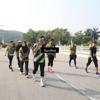 Runner Photo 6932742