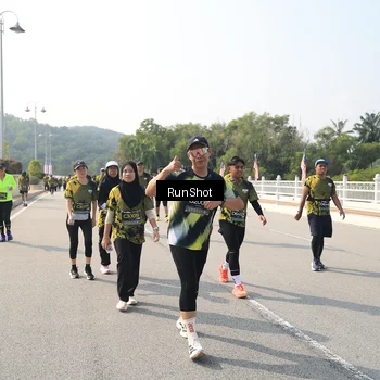 Runner Photo 6932743