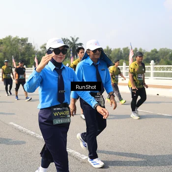Runner Photo 6932747