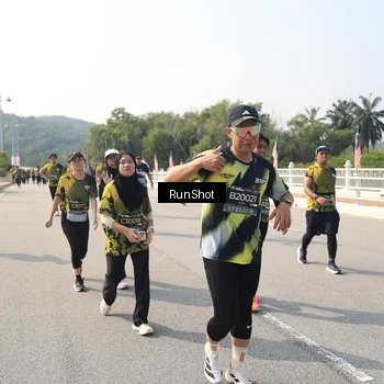 Runner Photo 6932751