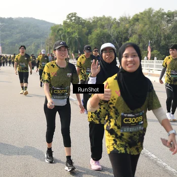 Runner Photo 6932757