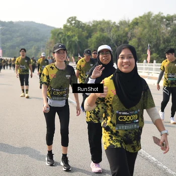 Runner Photo 6932759