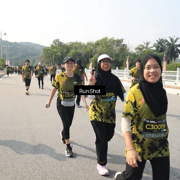 Runner Photo 6932761
