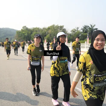 Runner Photo 6932763