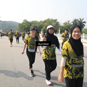 Runner Photo 6932764