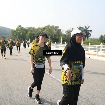 Runner Photo 6932768