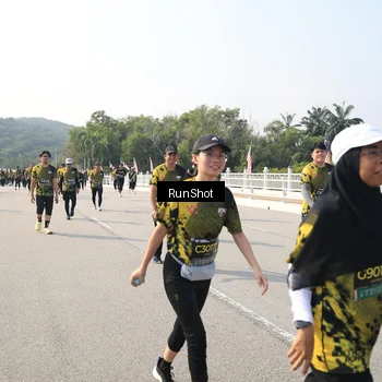 Runner Photo 6932770