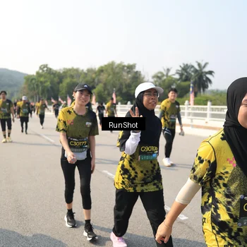 Runner Photo 6932772