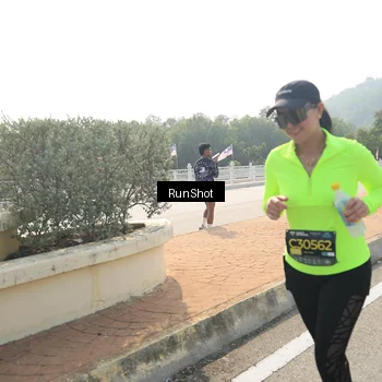 Runner Photo 6932773