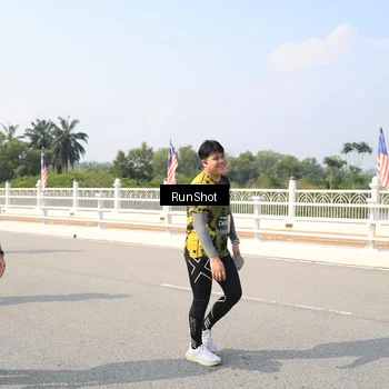 Runner Photo 6932783