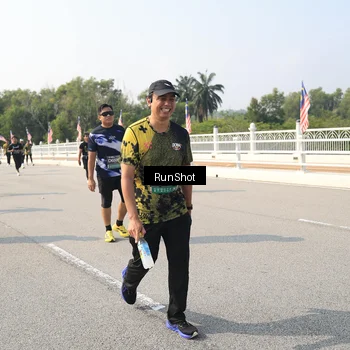 Runner Photo 6932787