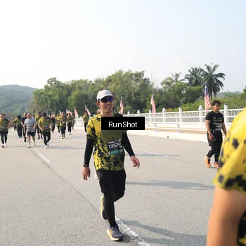Runner Photo 6932808