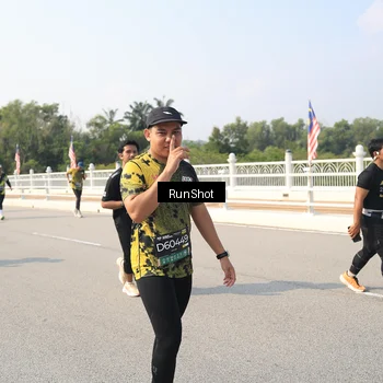 Runner Photo 6932820