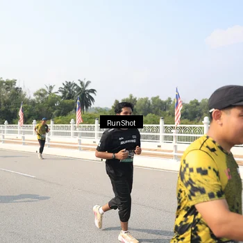 Runner Photo 6932825