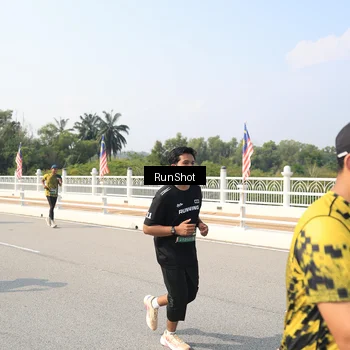 Runner Photo 6932826