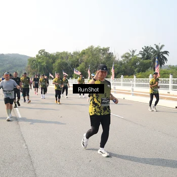 Runner Photo 6932831