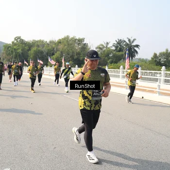 Runner Photo 6932832
