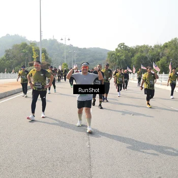 Runner Photo 6932838