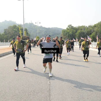 Runner Photo 6932839