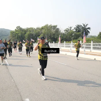 Runner Photo 6932842