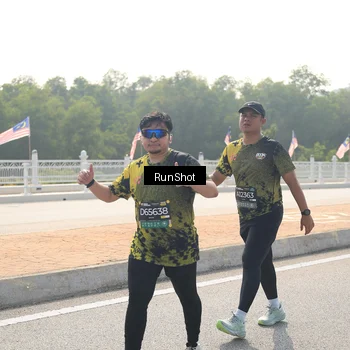 Runner Photo 6932873
