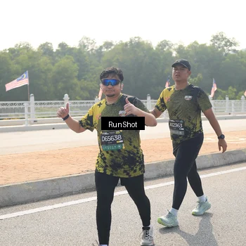 Runner Photo 6932874