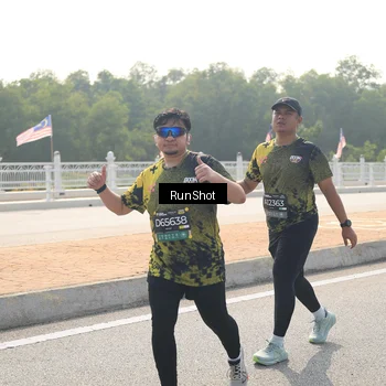 Runner Photo 6932875