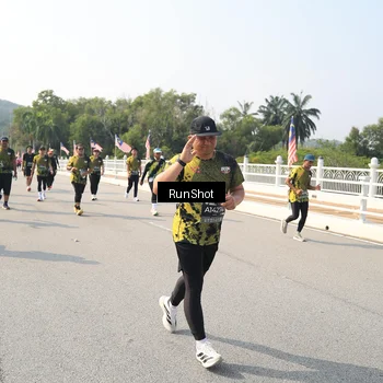 Runner Photo 6932877