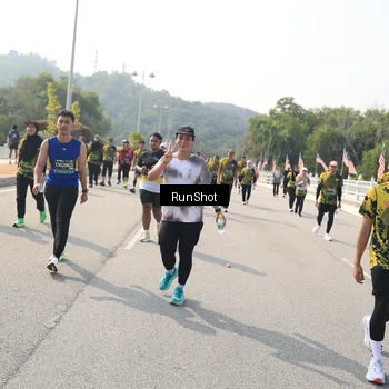 Runner Photo 6932881