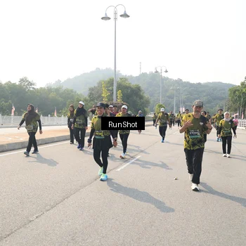 Runner Photo 6932917